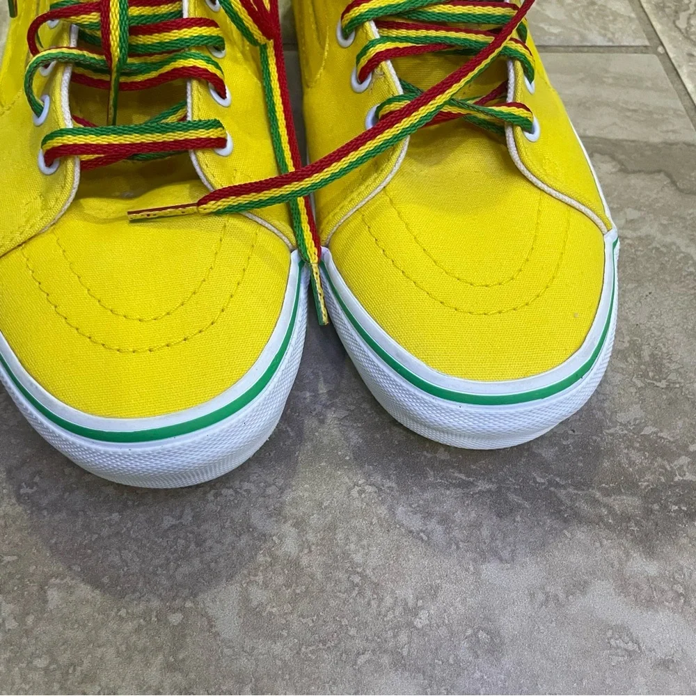 Vans excellent like